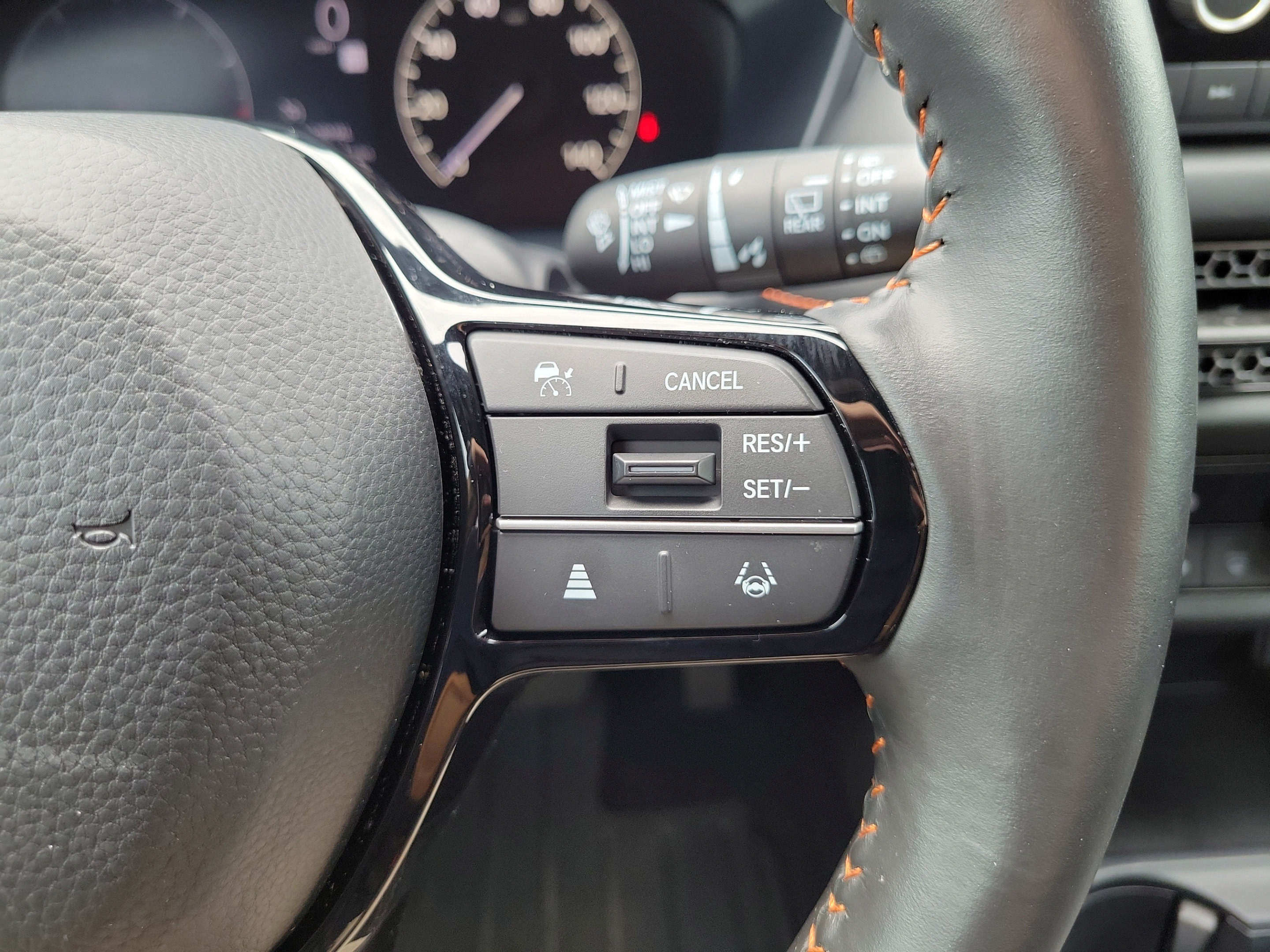 Certified 2024 Honda HR-V Sport image 30