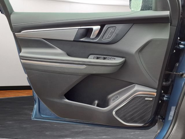 Certified 2025 Buick Enclave Preferred FWD image 15