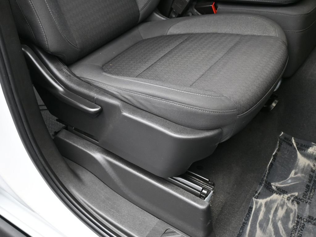 Used 2022 Chevrolet Silverado 1500 Custom w/ Safety Confidence Package image 40