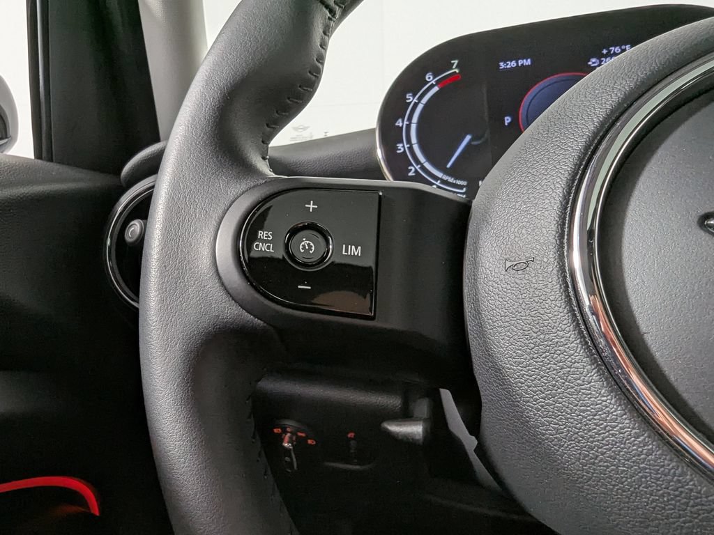 Used 2022 MINI Cooper 4-Door Hardtop FWD image 30