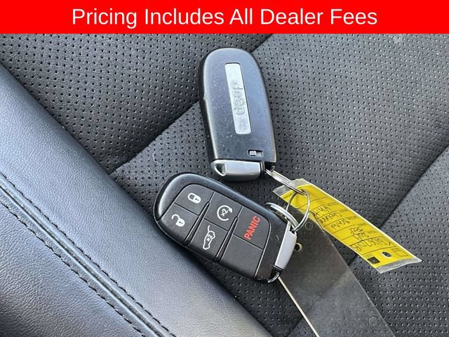 Used 2019 Jeep Grand Cherokee Altitude AWD/4WD image 34