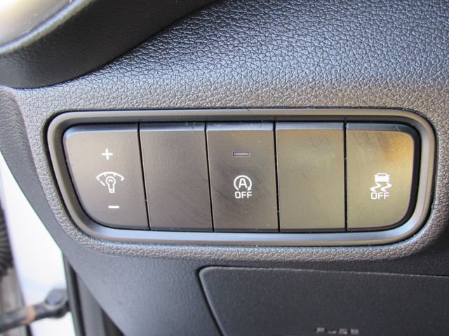 Used 2020 Kia Soul LX FWD image 26