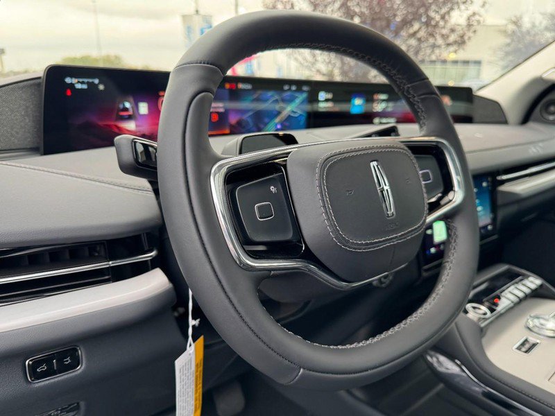 New 2025 Lincoln Navigator L Reserve image 15