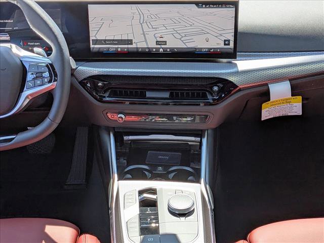 Used 2025 BMW 330i Sedan image 11