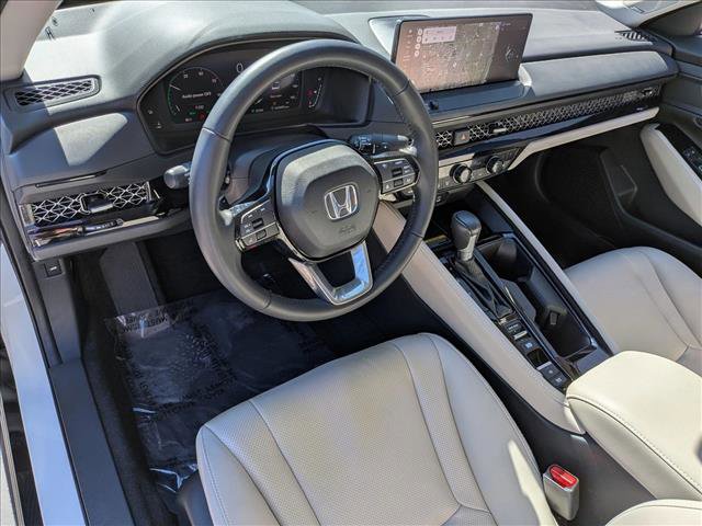 Used 2023 Honda Accord Touring image 10