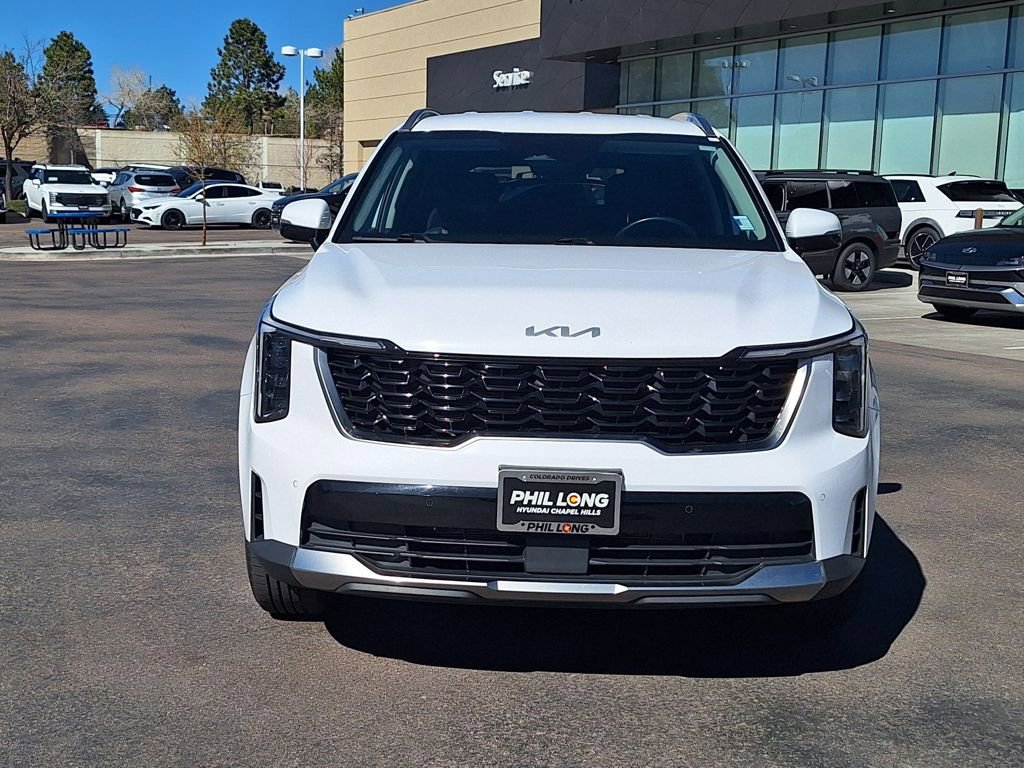 Used 2024 Kia Sorento S image 8