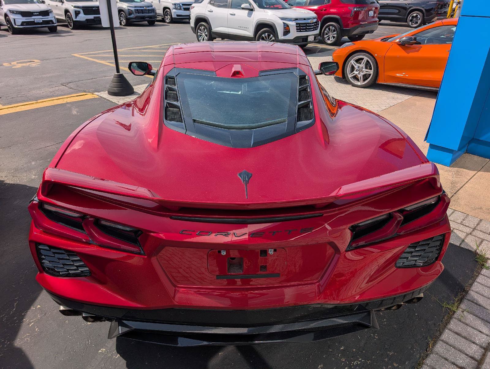 Used 2022 Chevrolet Corvette Stingray Premium Cpe w/ Z51 Performance Package RWD image 7