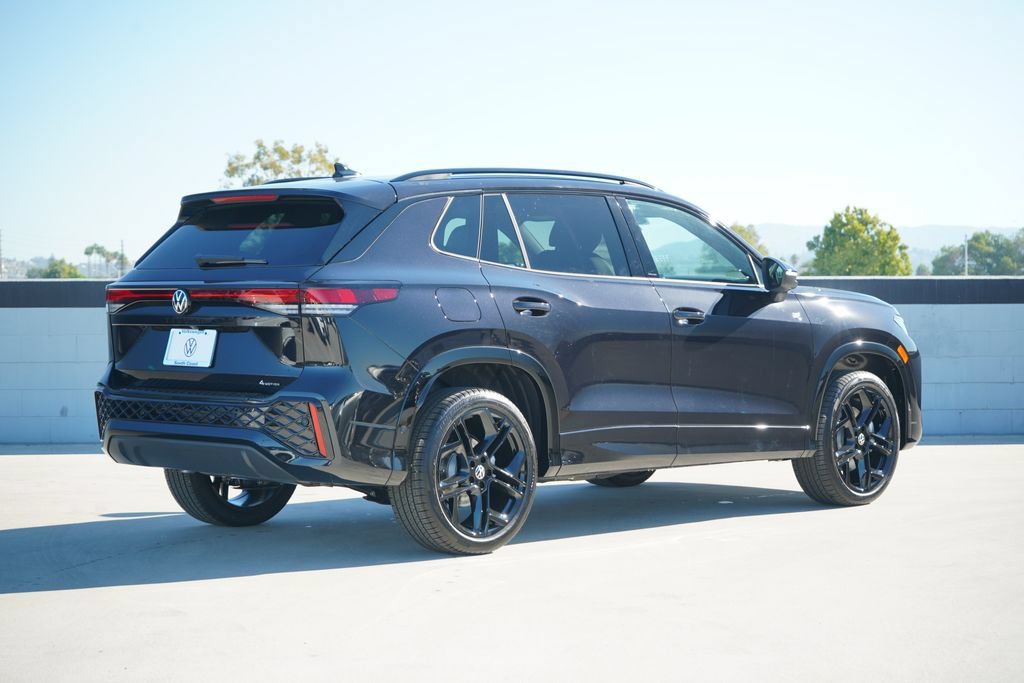 New 2026 Volkswagen Tiguan SE R-Line AWD/4WD image 5