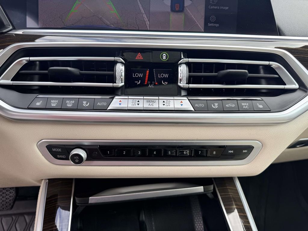 Used 2020 BMW X5 xDrive40i w/ Premium Package image 22