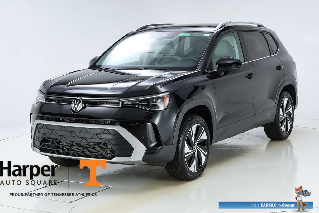 Used 2025 Volkswagen Taos SE w/ Panoramic Sunroof Package AWD/4WD image 39
