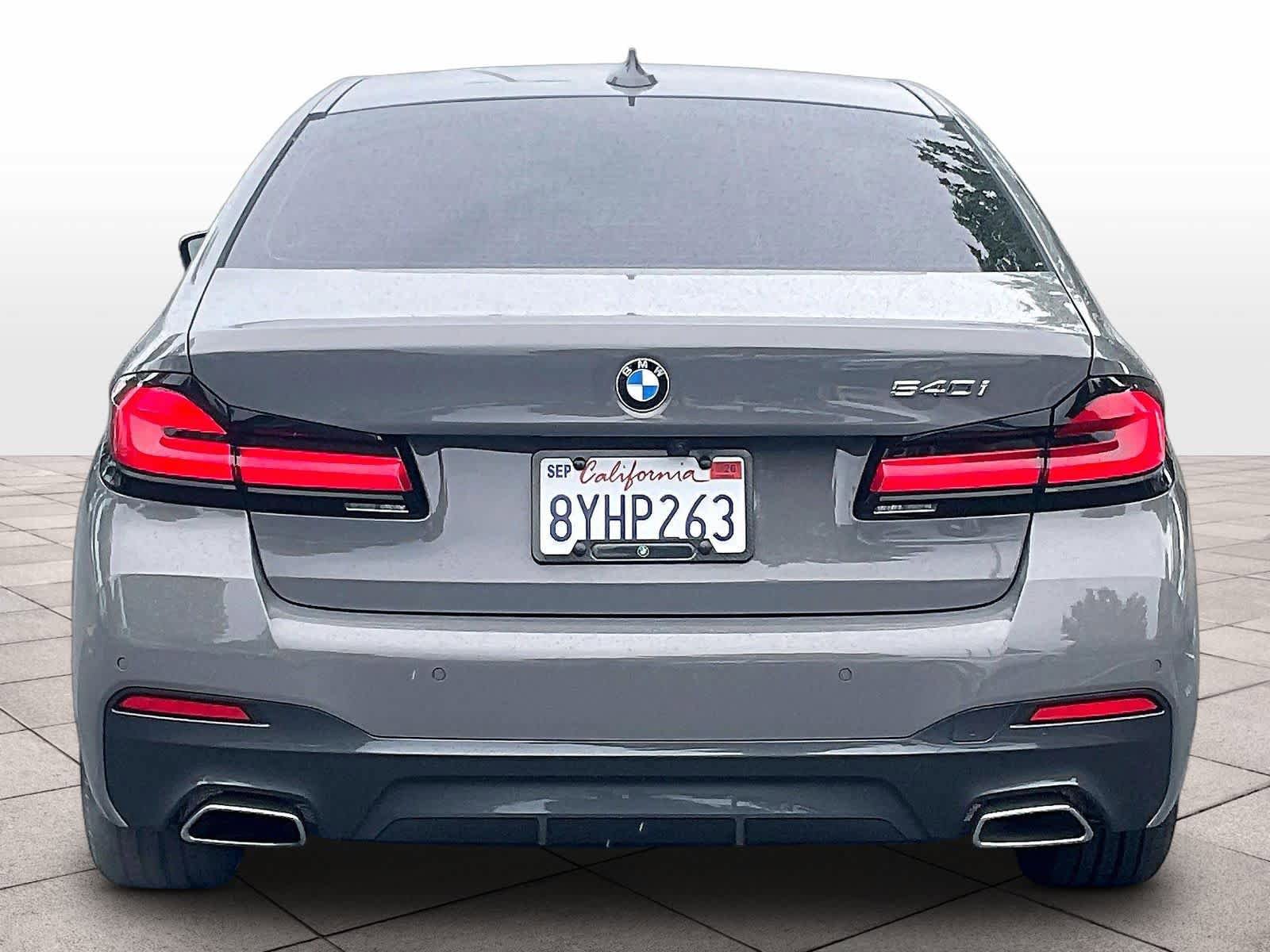 Used 2022 BMW 540i w/ M Sport Package RWD image 6