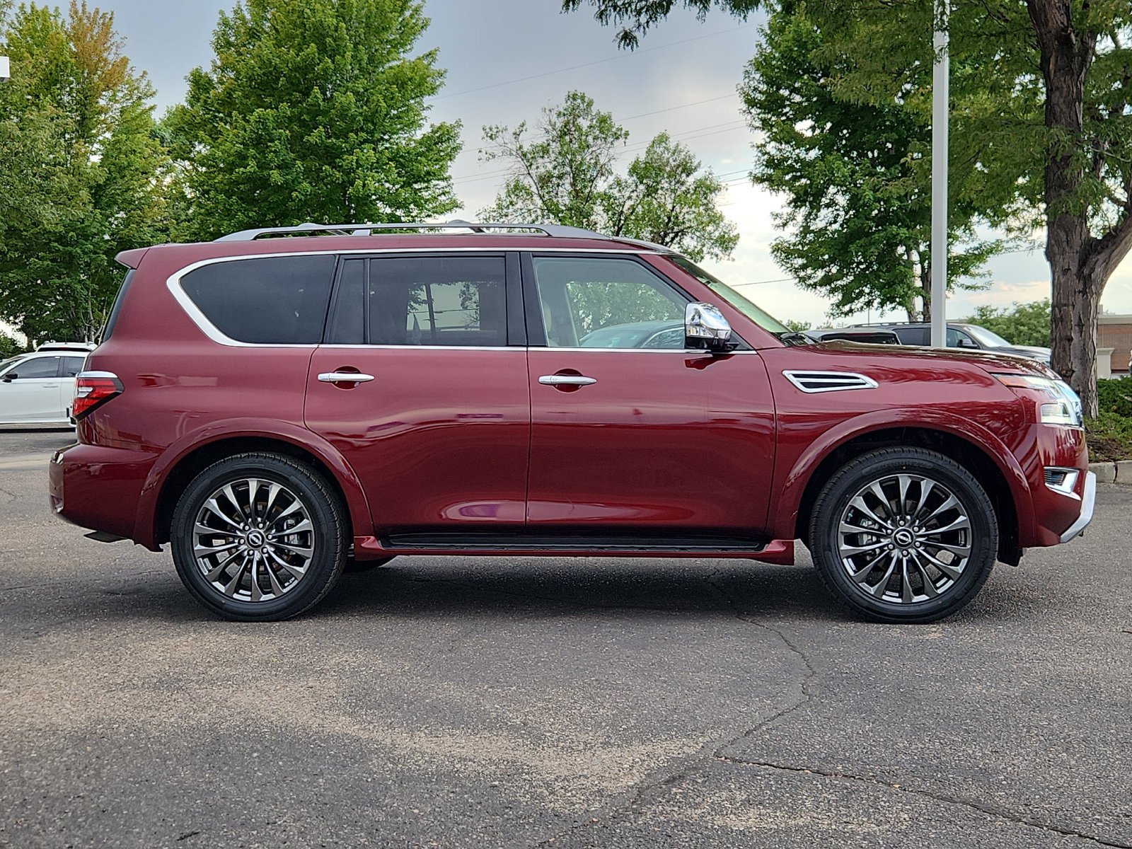 Used 2023 Nissan Armada Platinum w/ Cargo Package AWD/4WD image 6