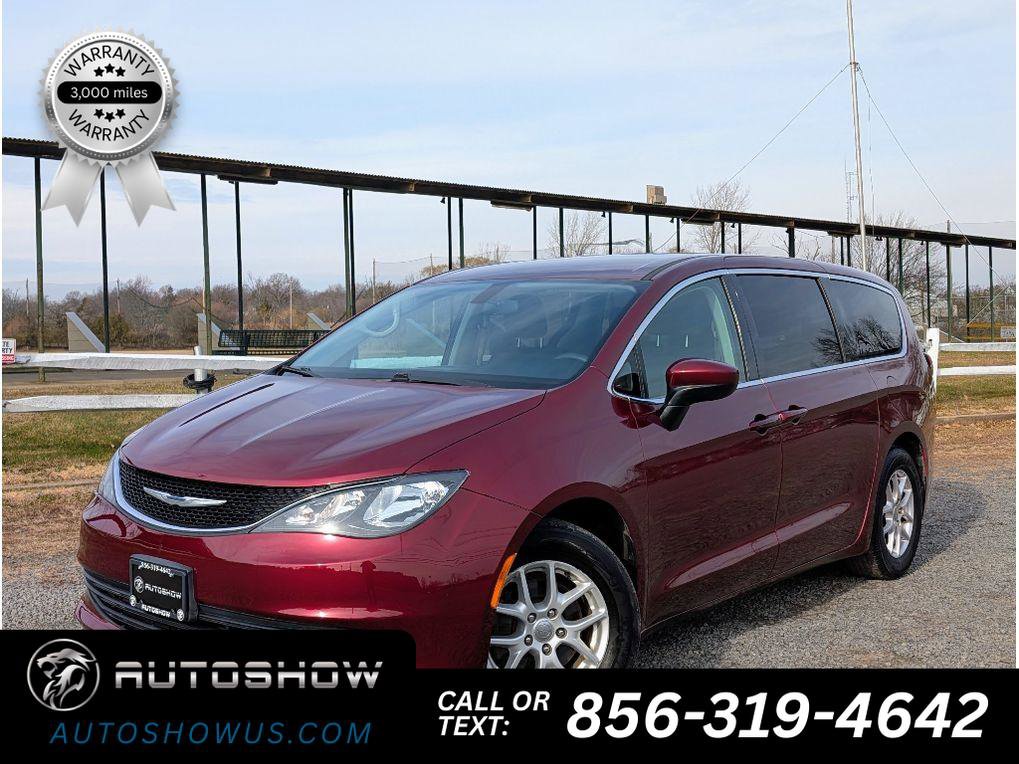 Used 2018 Chrysler Pacifica LX FWD image 1