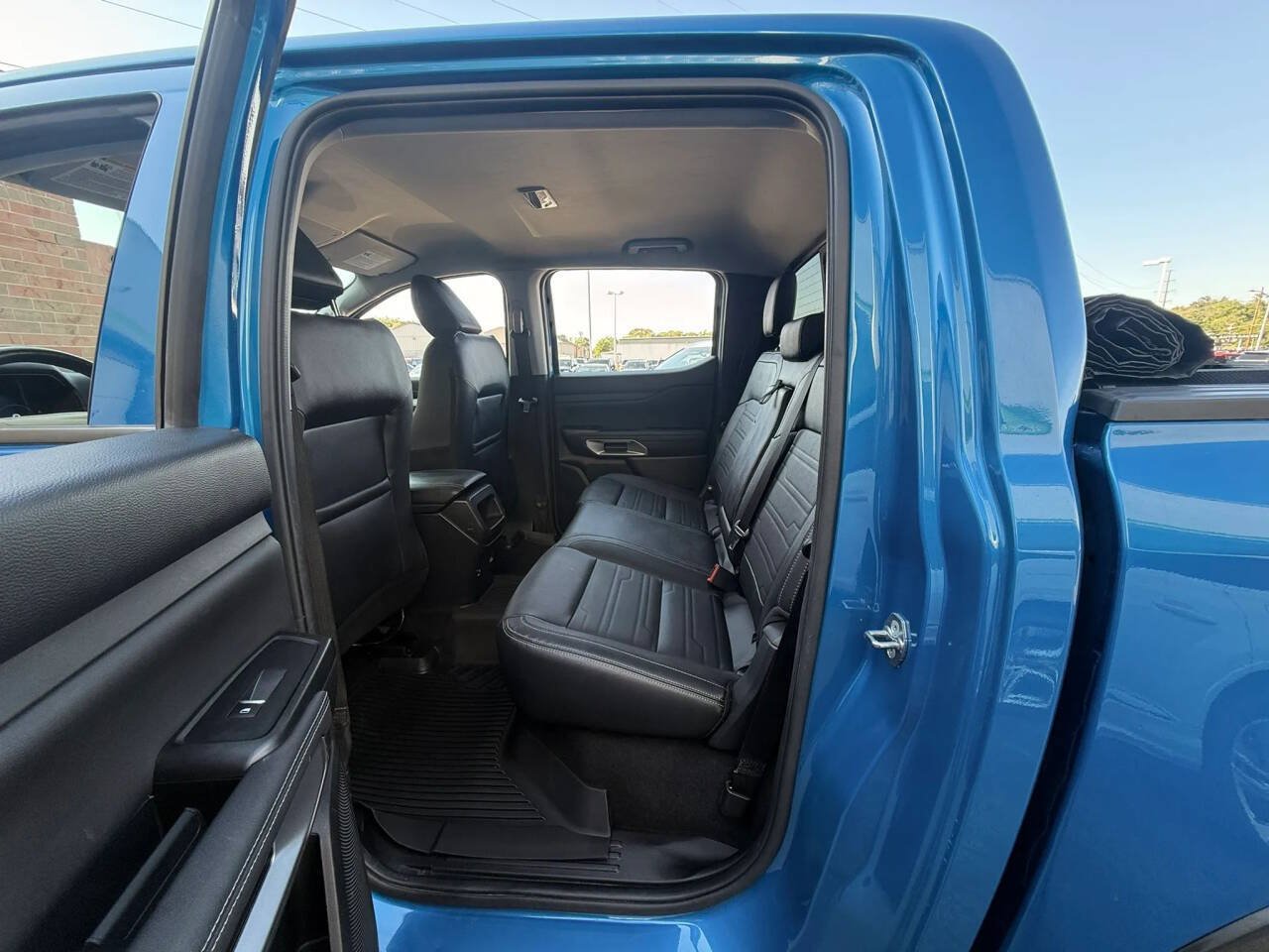 Used 2024 Ford Ranger Lariat w/ FX4 Off-Road Package AWD/4WD image 19