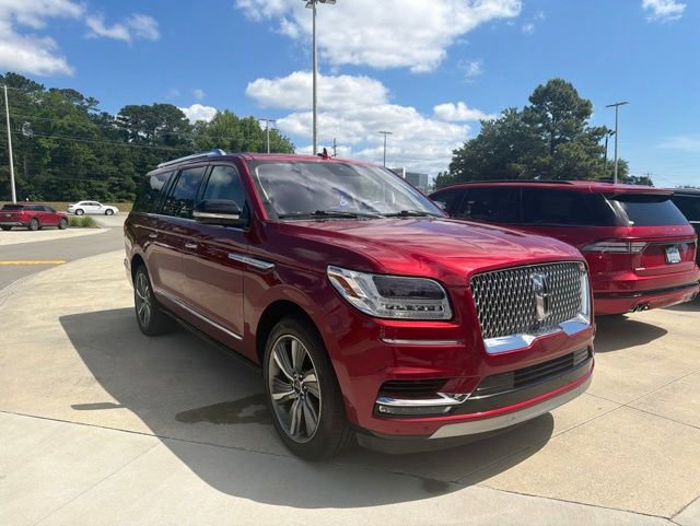Used 2019 Lincoln Navigator L Reserve AWD/4WD image 3