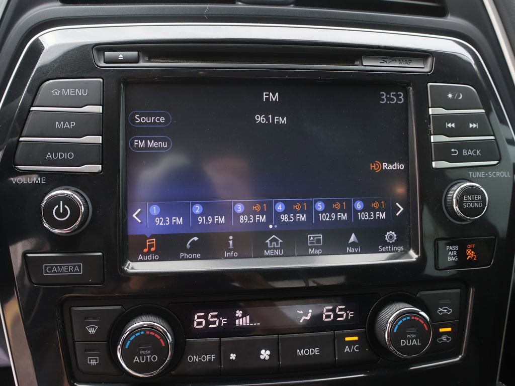 Used 2017 Nissan Maxima Platinum image 31