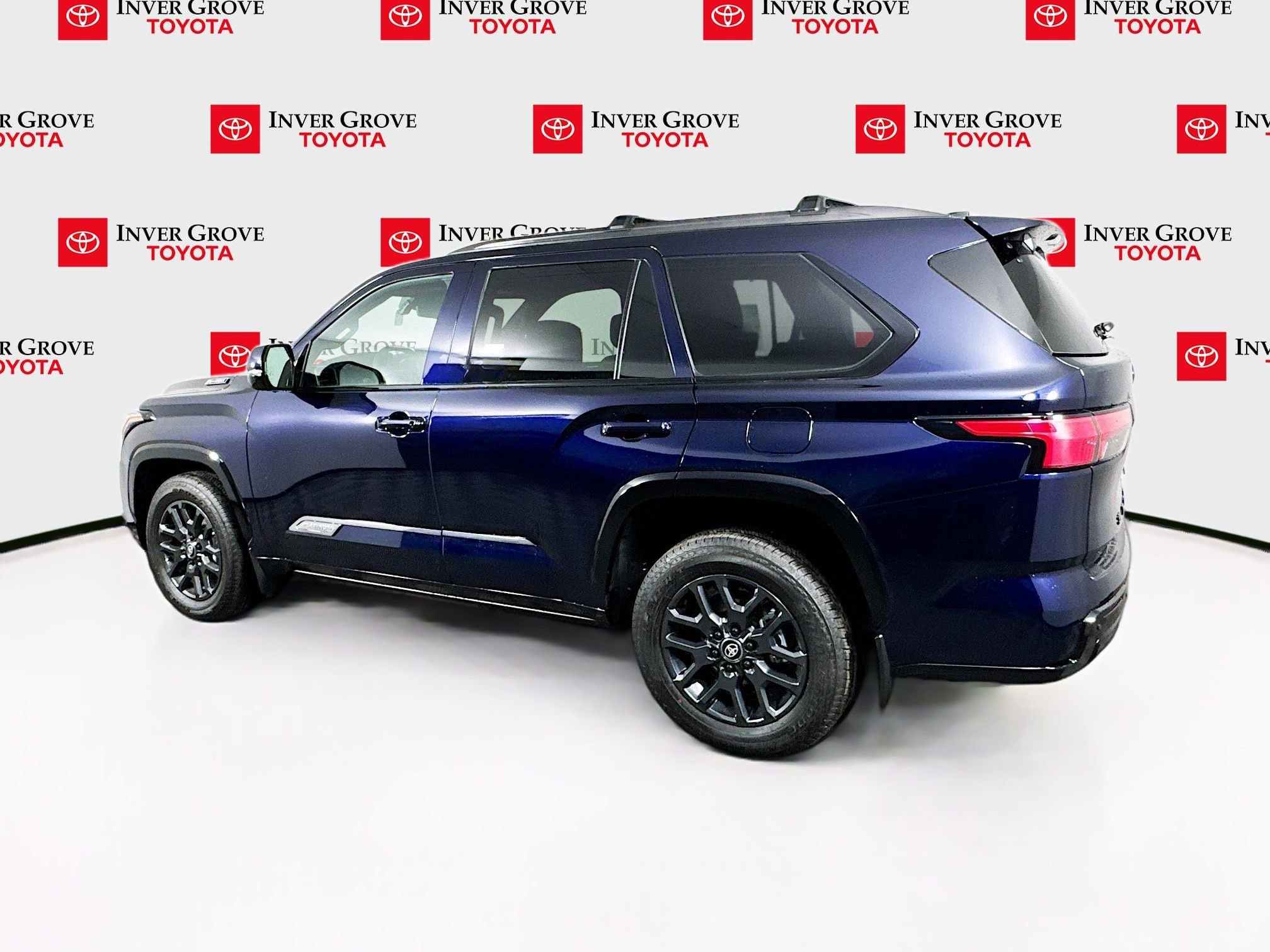 New 2026 Toyota Sequoia Platinum image 7