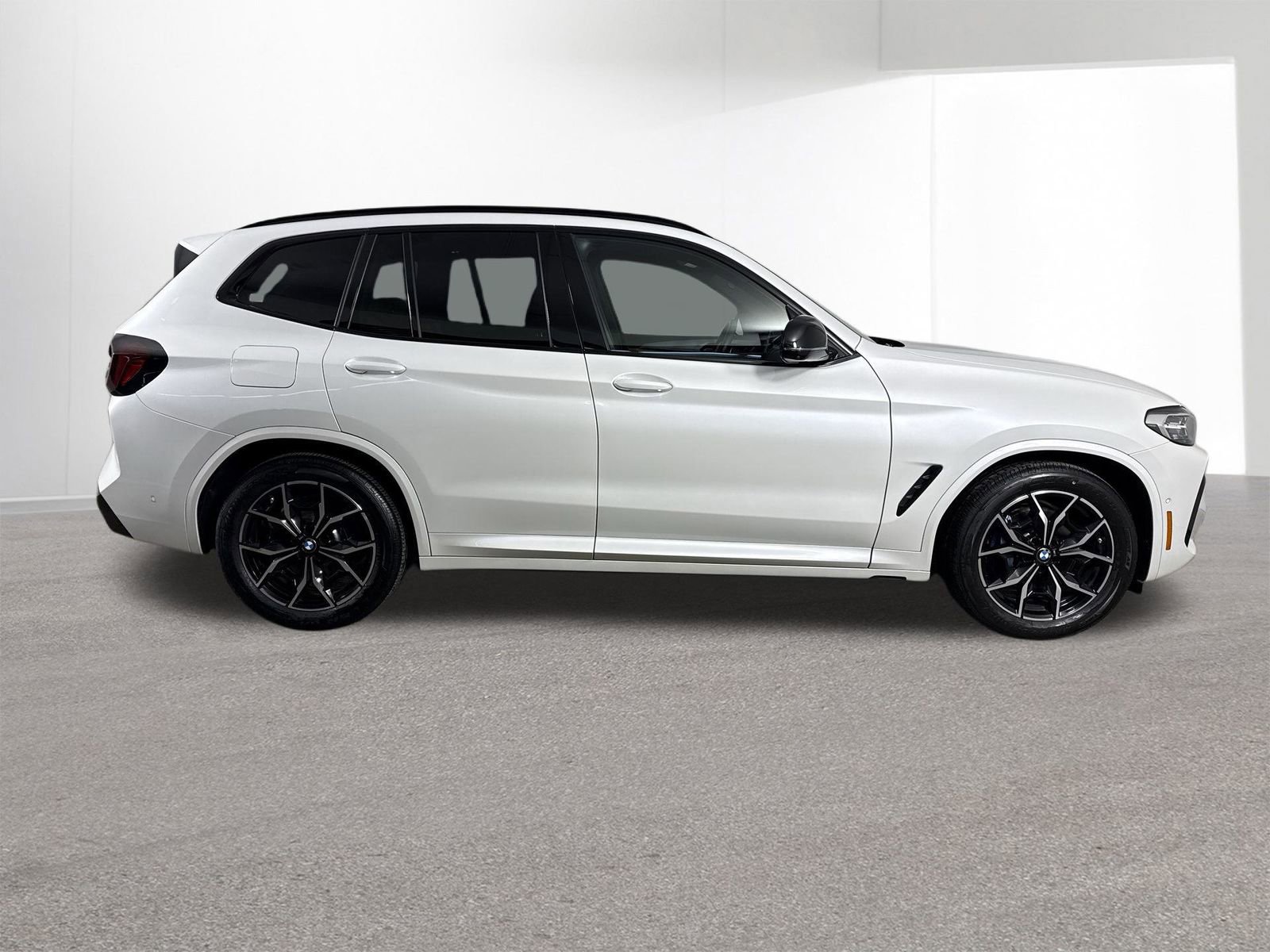 Used 2024 BMW X3 M40i image 35