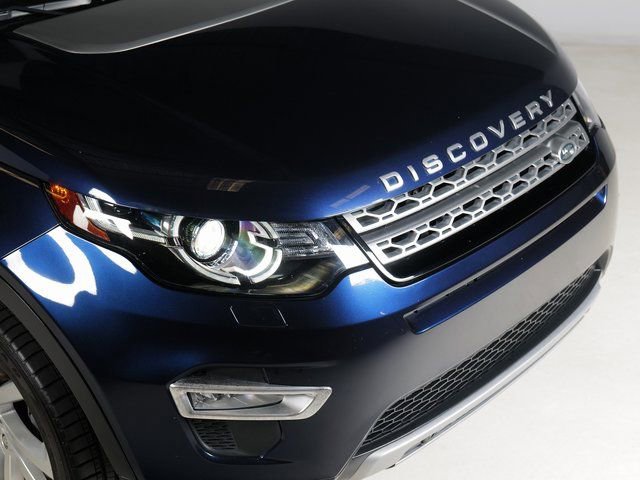 Used 2017 Land Rover Discovery Sport HSE Luxury image 30