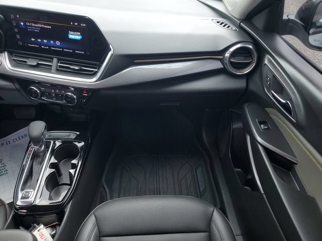 Used 2025 Chevrolet Trax ACTIV w/ Driver Confidence Package FWD image 18