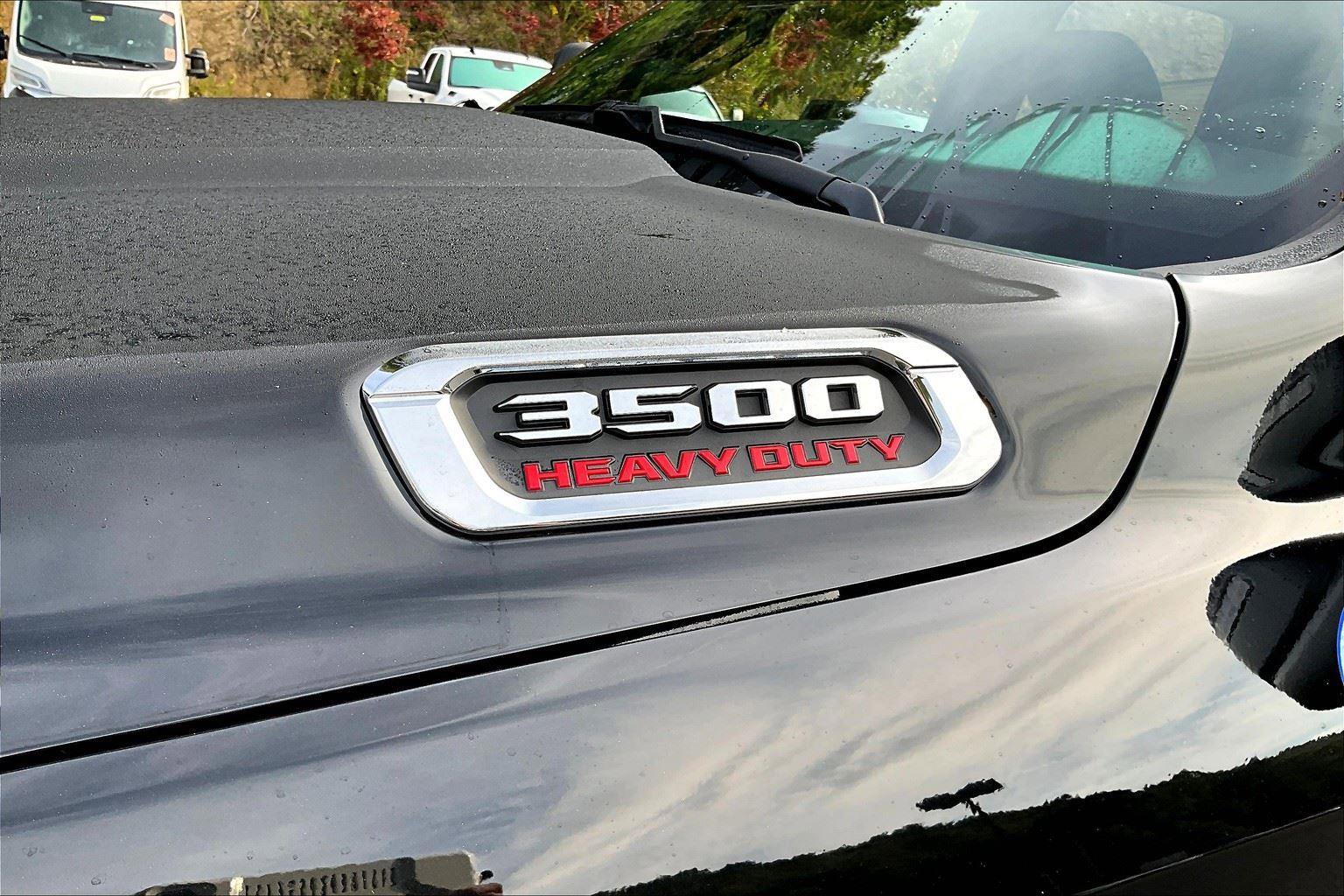 New 2026 RAM 3500 Tradesman image 12