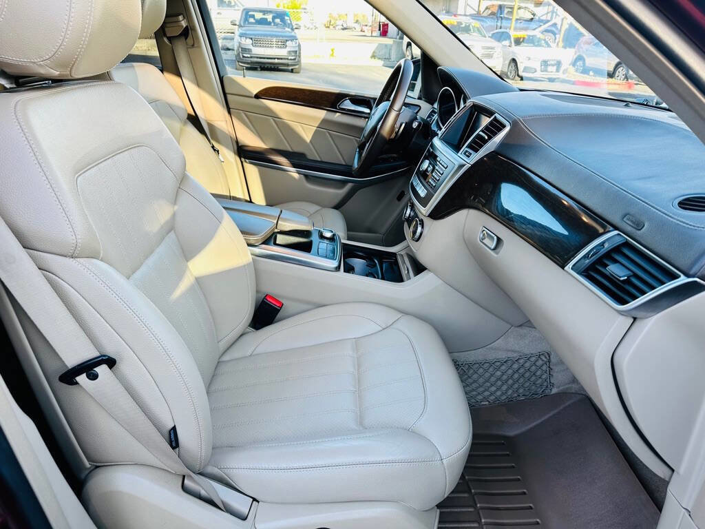 Used 2014 Mercedes-Benz GL 450 4MATIC image 17