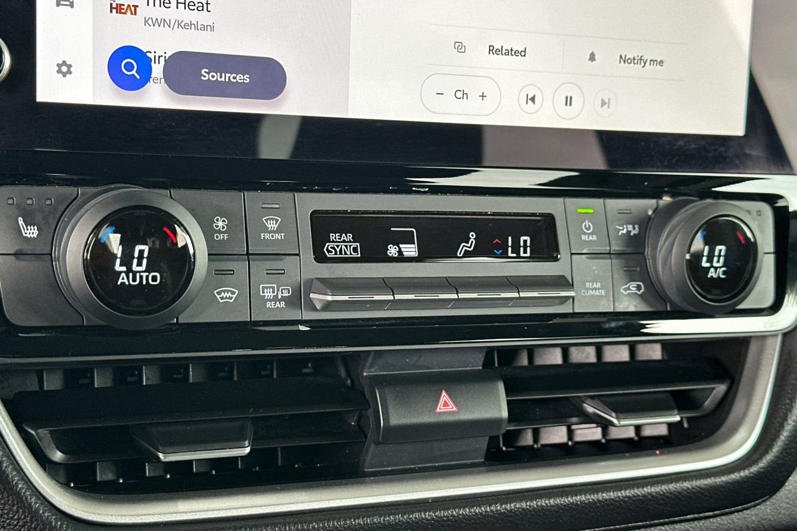 Used 2025 Toyota Grand Highlander FWD image 25