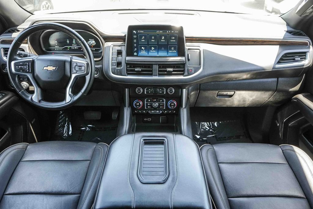 Used 2024 Chevrolet Suburban Premier RWD image 14