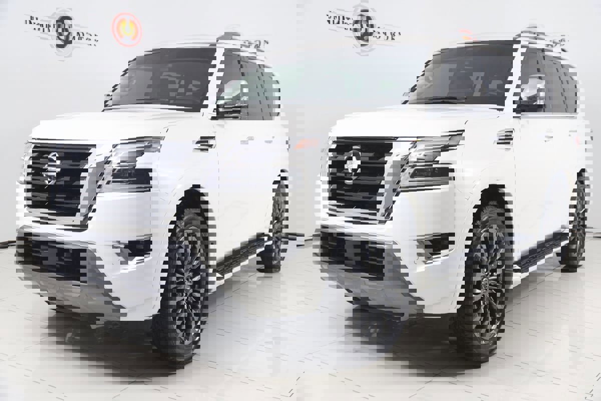 Used 2024 Nissan Armada Platinum w/ Captain's Chairs Package image 5