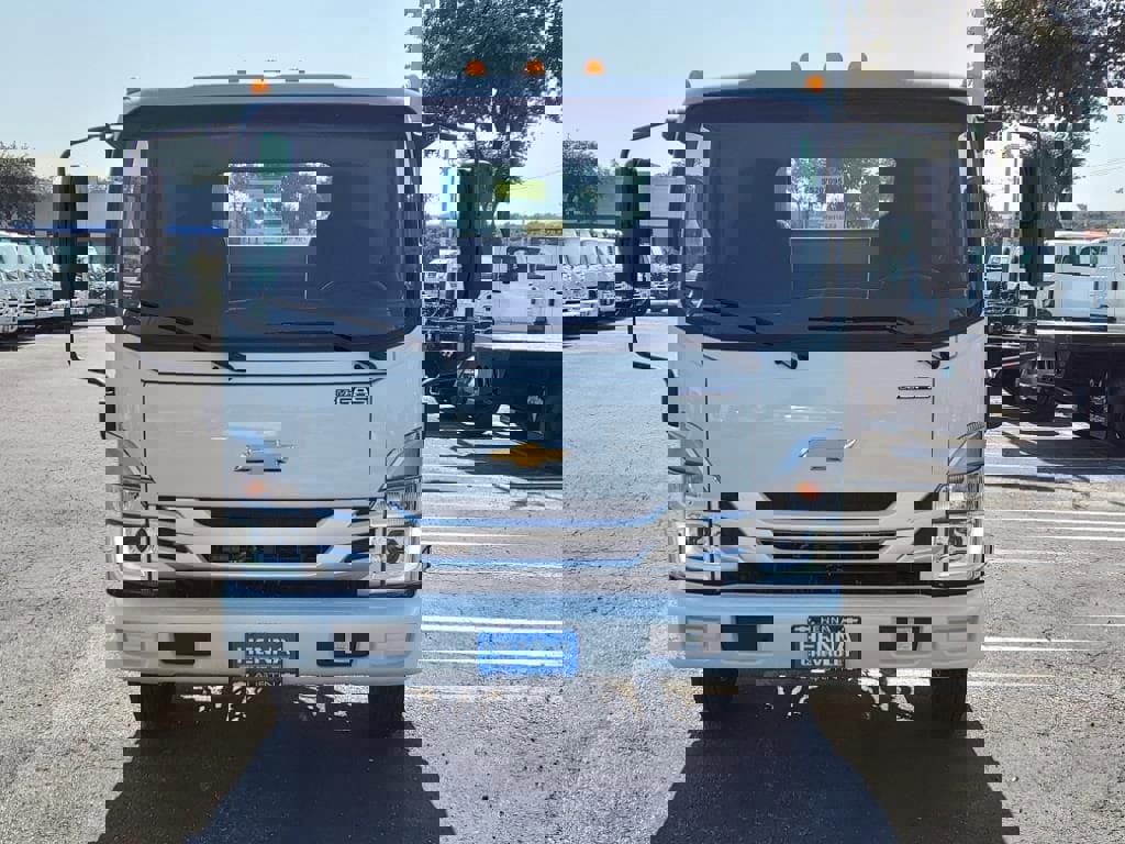 New 2025 Chevrolet Low Cab Forward image 2