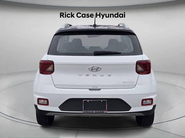 New 2025 Hyundai Venue Limited image 4
