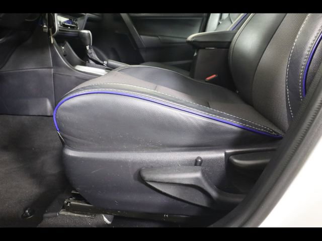 Used 2017 Toyota Corolla SE w/ Carpet Mat Package (TMS) image 32