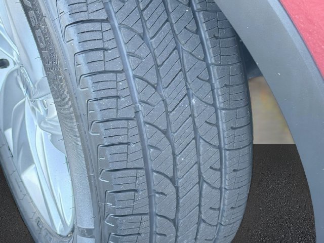 Used 2024 Buick Envista Preferred w/ Advanced Safety Package FWD image 30