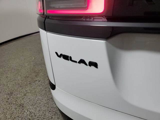 Used 2025 Land Rover Range Rover Velar Dynamic SE image 6