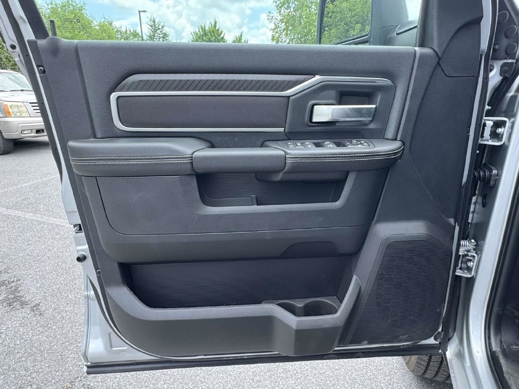 New 2026 RAM 2500 Big Horn AWD/4WD image 26