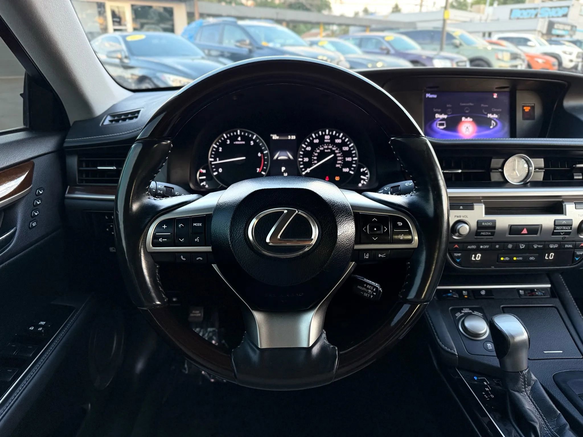 Used 2018 Lexus ES 350 w/ Premier Package image 32