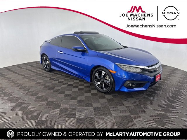 Used 2017 Honda Civic Touring image 1