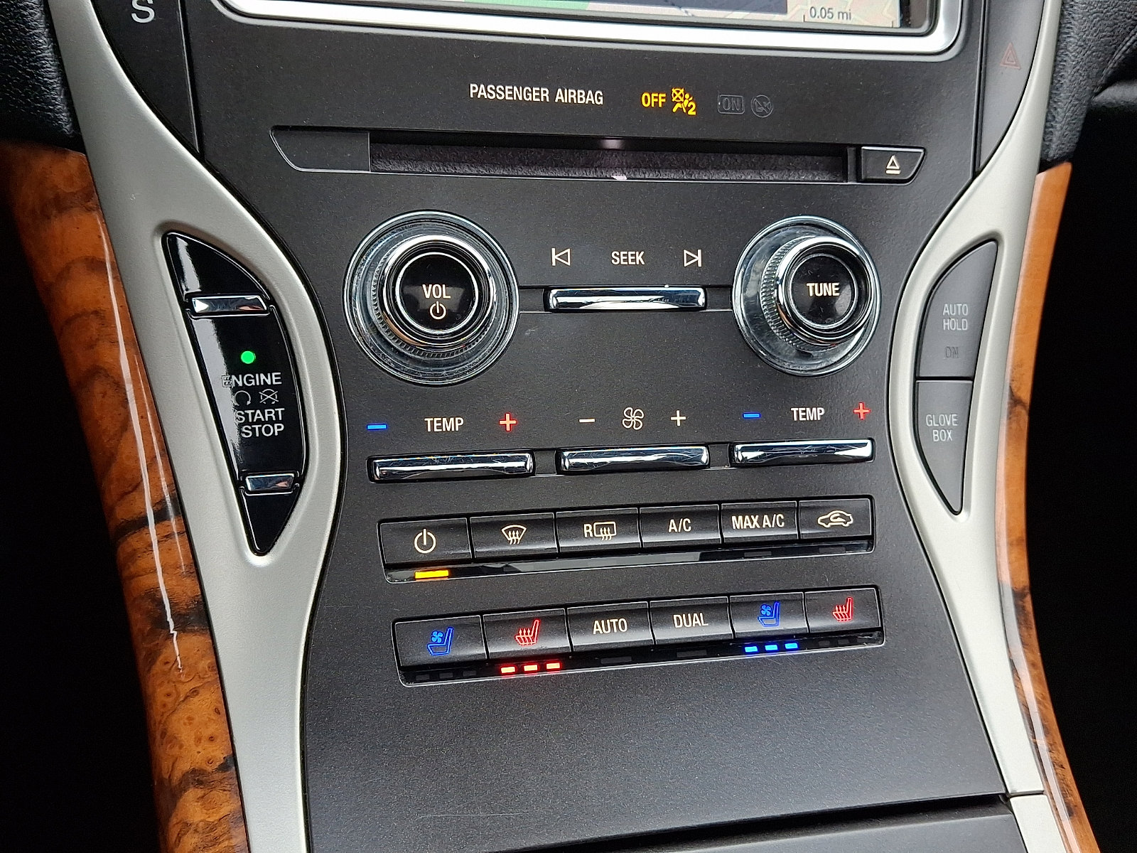 Used 2020 Lincoln Nautilus Reserve image 21