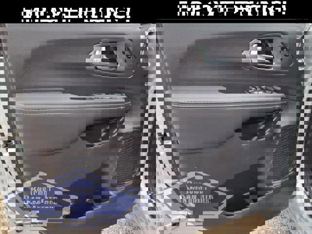 New 2026 Chrysler Pacifica Select image 49