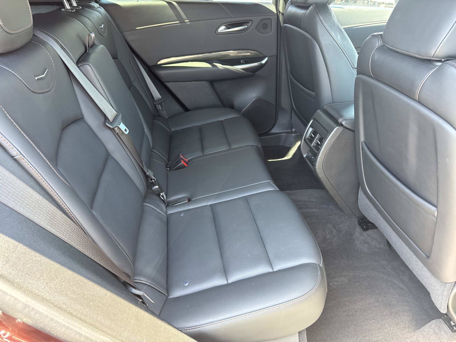Used 2023 Cadillac XT4 Sport FWD image 34
