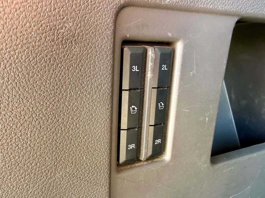 Used 2021 Ford Expedition Max Limited AWD/4WD image 15