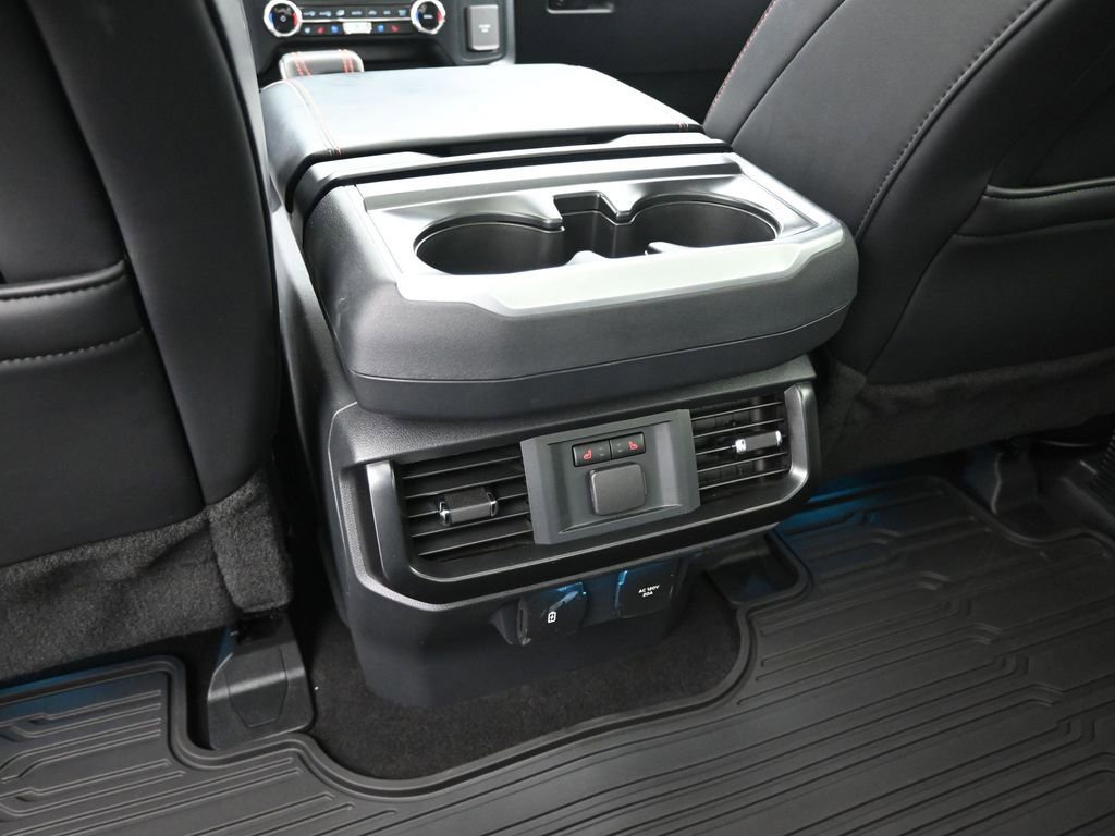 Used 2025 Ford F150 Raptor image 23