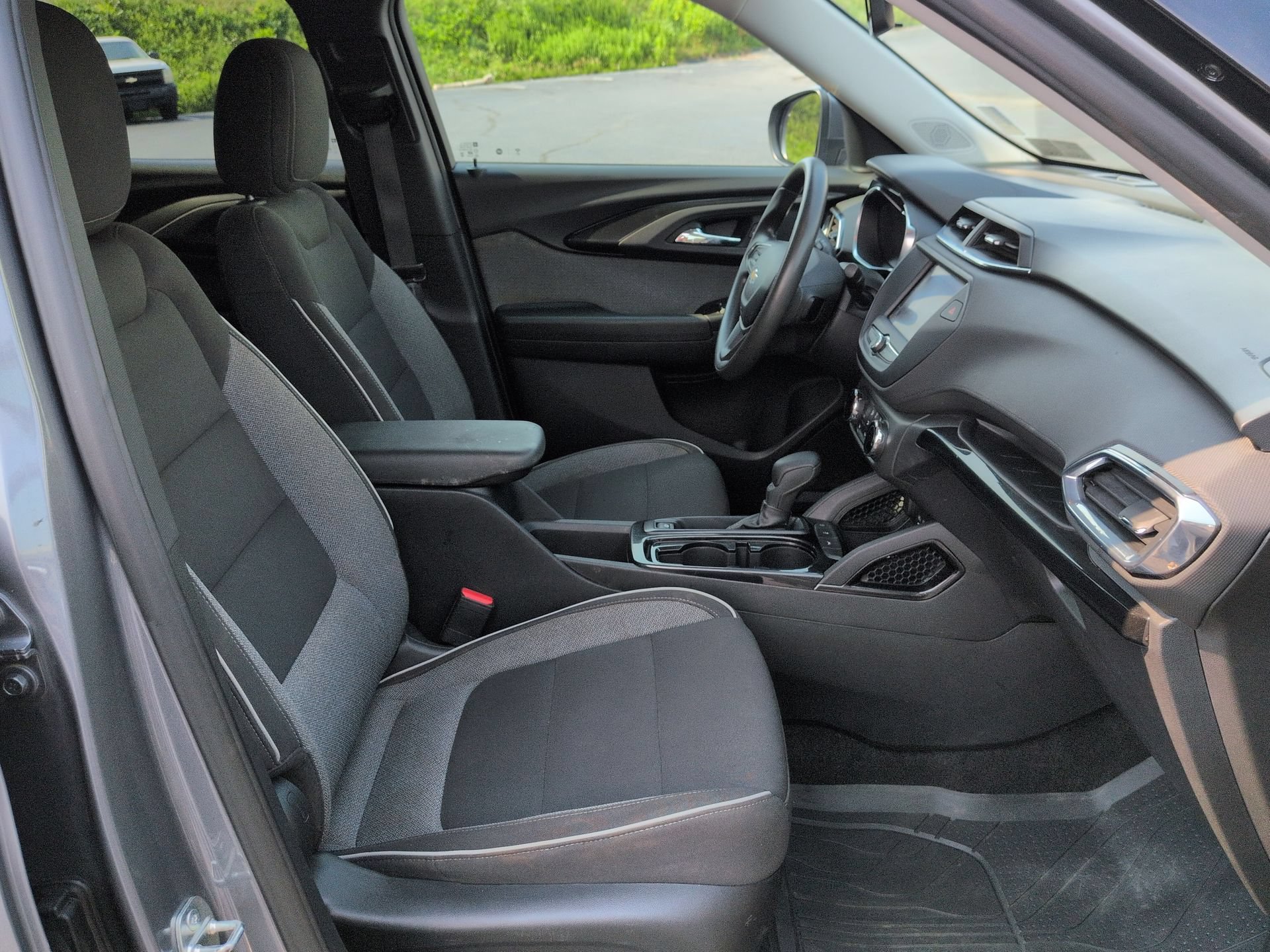 Certified 2021 Chevrolet TrailBlazer LT w/ Driver Confidence Package FWD image 27