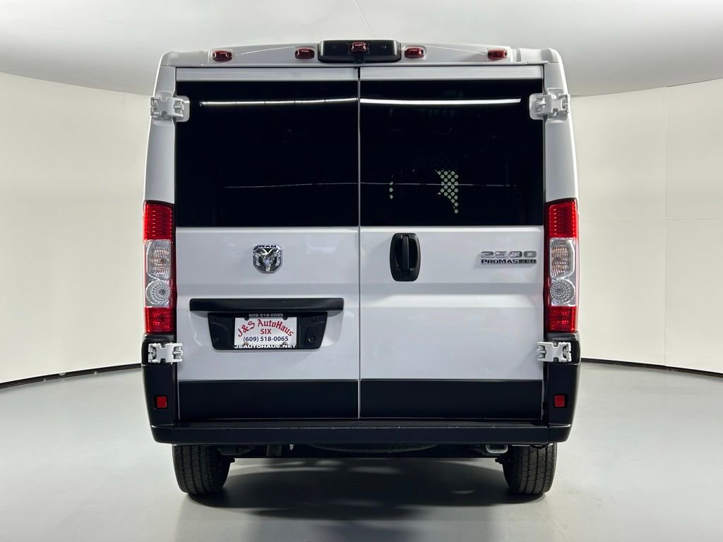 Used 2023 RAM ProMaster 2500 image 6