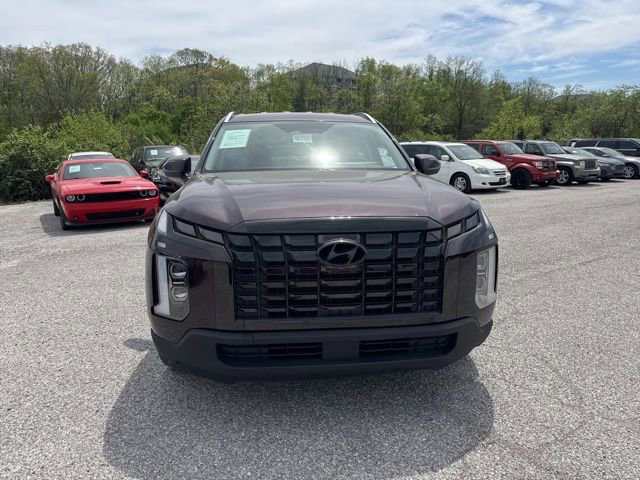 Used 2023 Hyundai Palisade SEL AWD/4WD image 2
