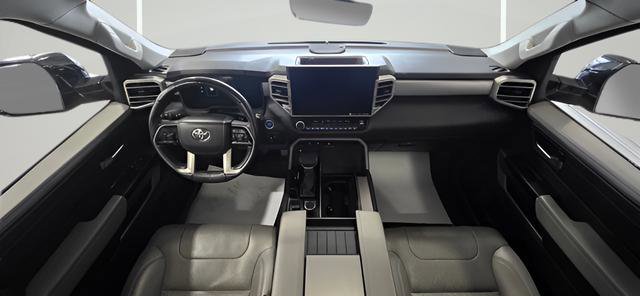 Used 2023 Toyota Sequoia Limited AWD/4WD image 34