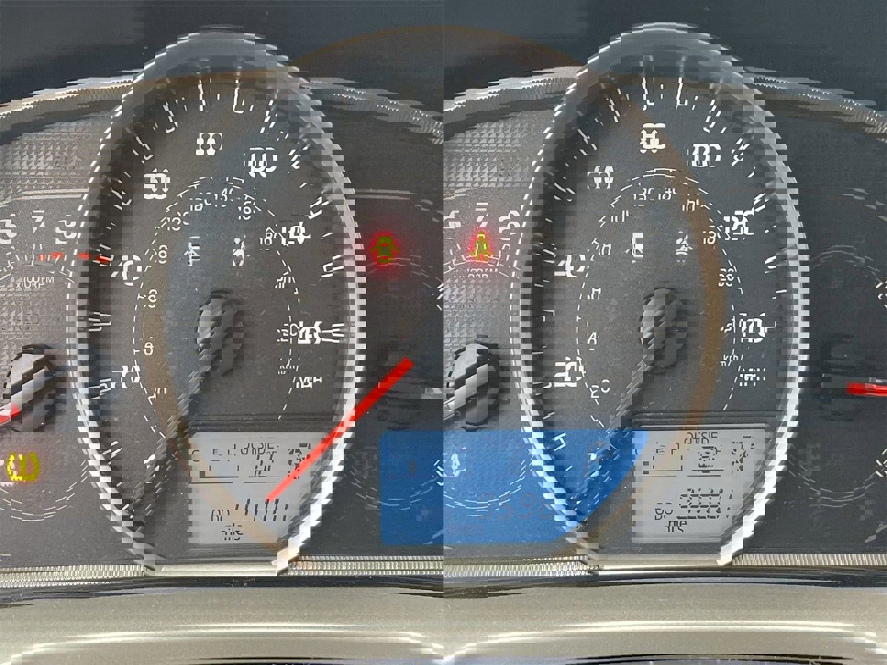 Used 2015 Toyota RAV4 LE image 30