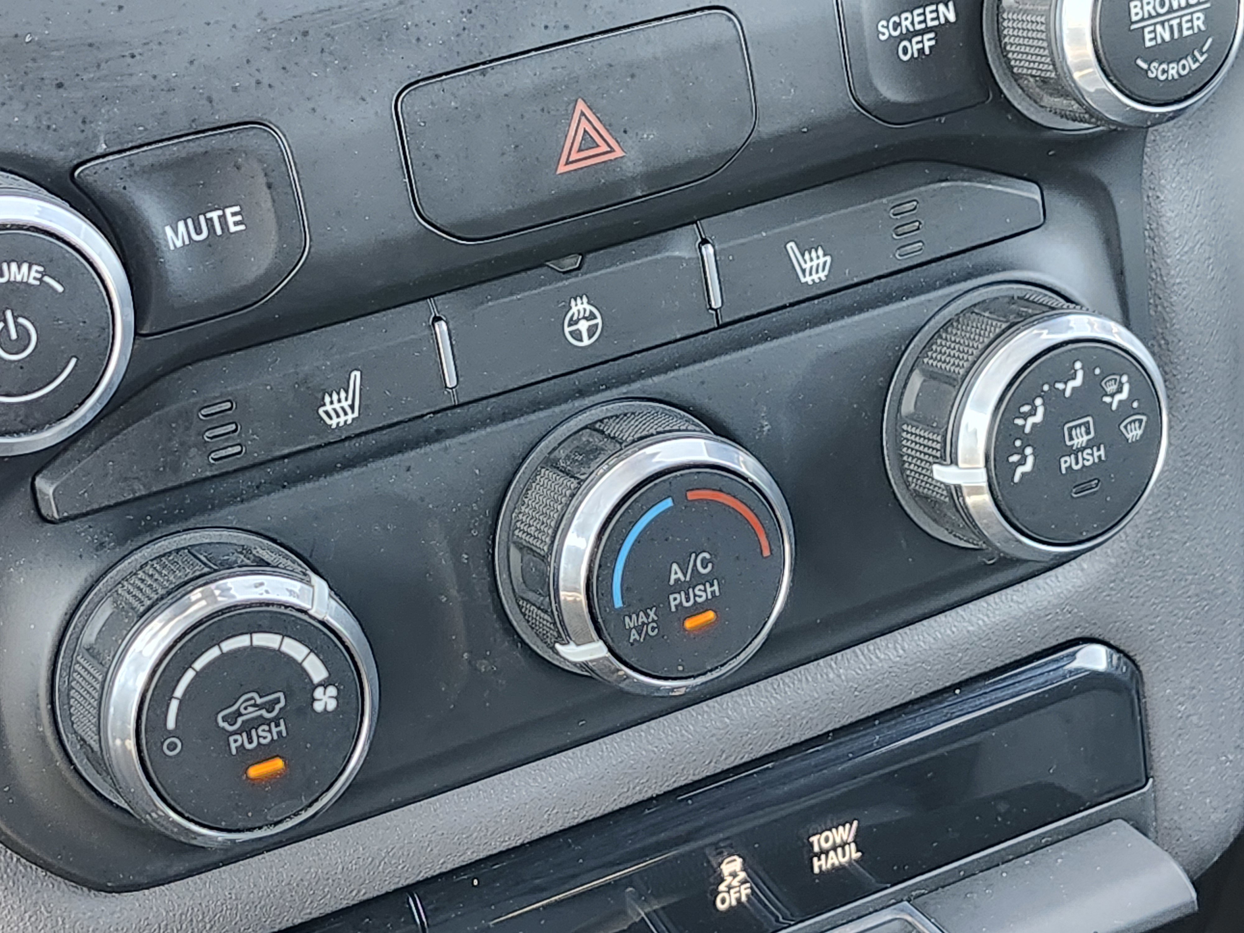 Used 2023 RAM 1500 Big Horn image 28