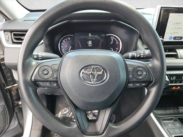 Used 2024 Toyota RAV4 XLE FWD image 13