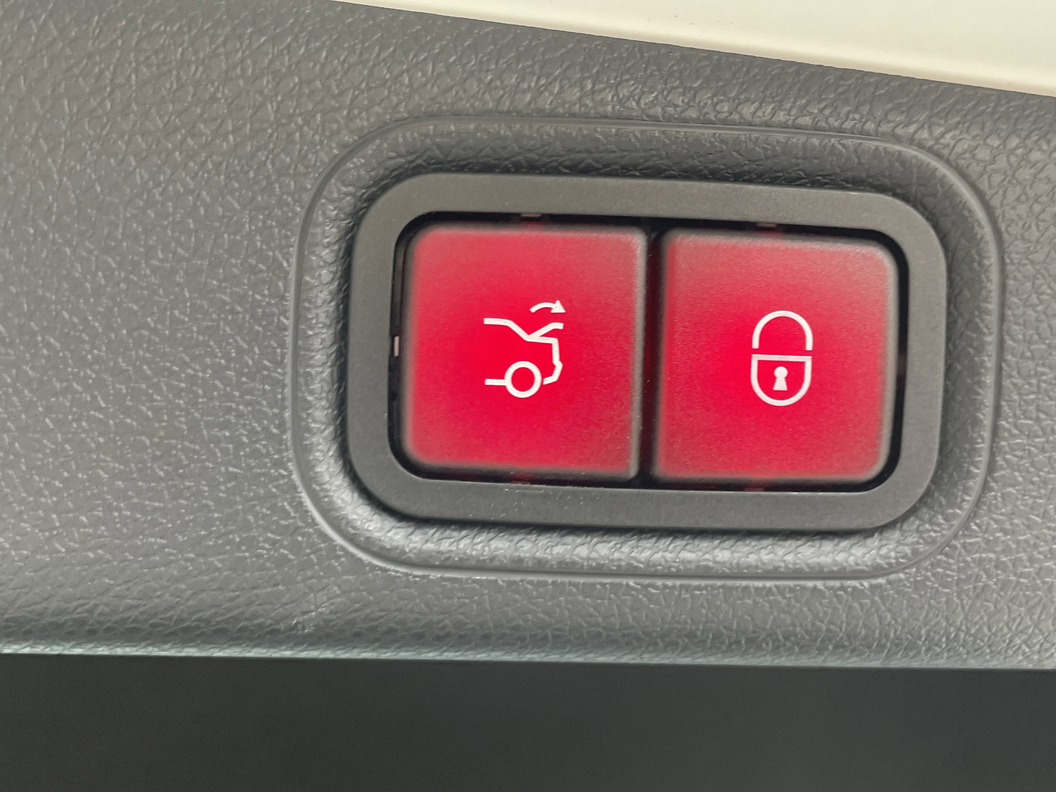 Used 2019 Mercedes-Benz E 450 4MATIC Sedan image 11